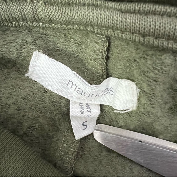 MAURICES Women’s Pullover Turtleneck Top Sz Small “Sweatshirt Like” Army Green - Picture 6 of 11